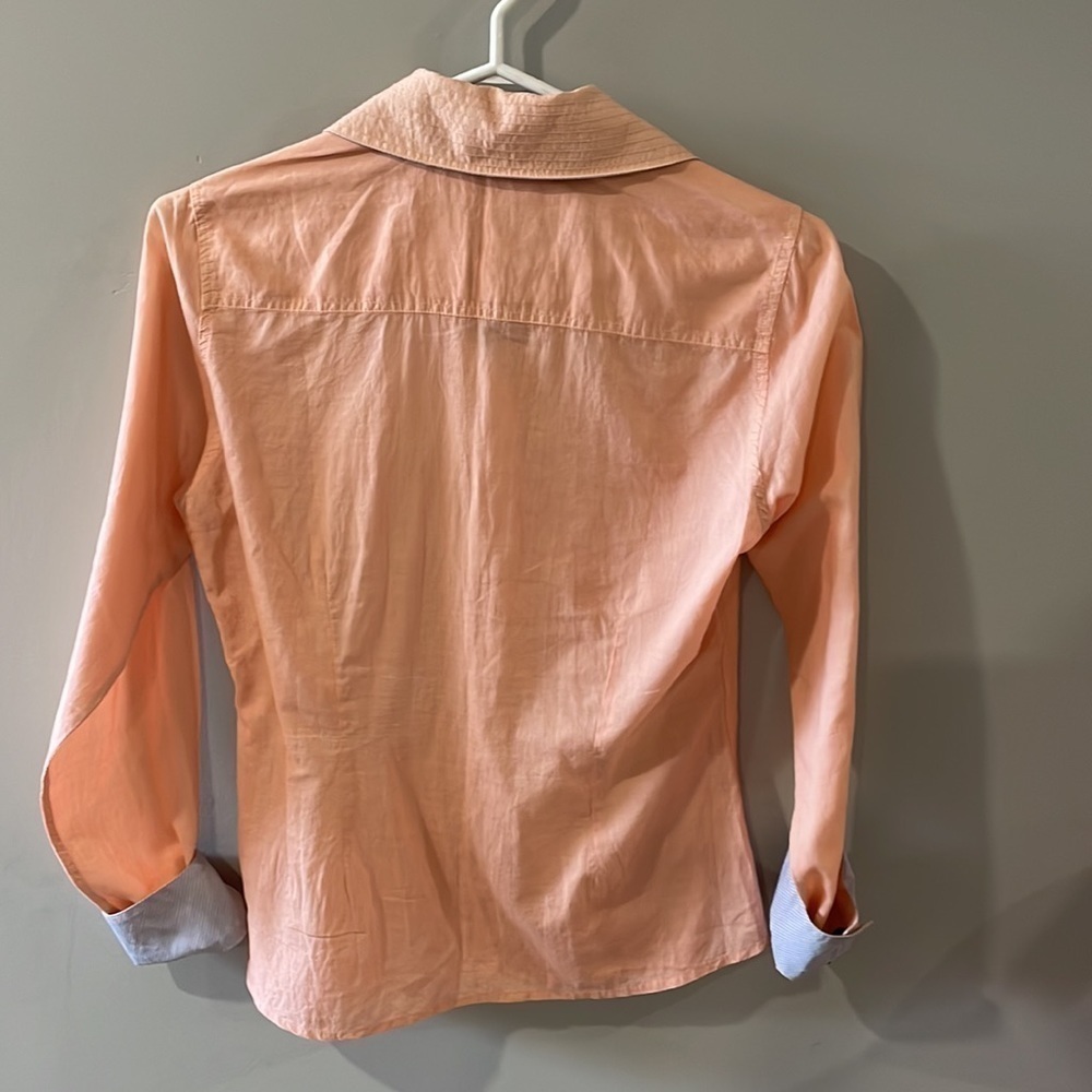 TROVATA Cotton Long-Sleeve Button-Down Blouse - Picture 2 of 6